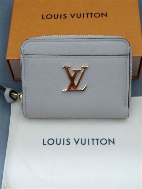 LOUIS VUITTONロックミージッピーパースケース LOUIS VUITTONロックミージッピーパースケース ルイヴィトンロックミー