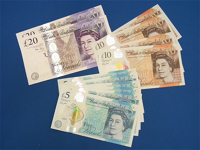 海外旅行で余った紙幣はありませんか？旧紙幣も両替可能です 