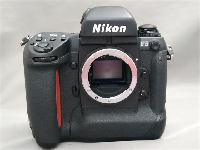 NIKON/ニコン 一眼レフフィルムカメラ F5 ボディ + AF NIKKOR 24